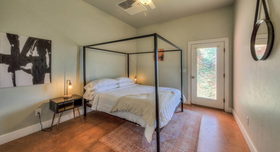 htr moah utah lodge residence bedroom
