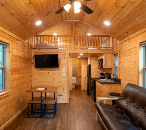 HTR Adirondacks Waterview deluxe one bedroom cabin with loft