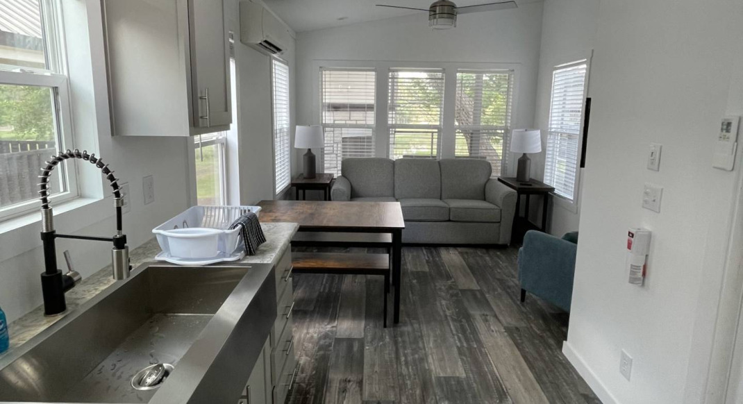 Kerrville - Waterfront Tiny Home w/ Outdoor Fireplace