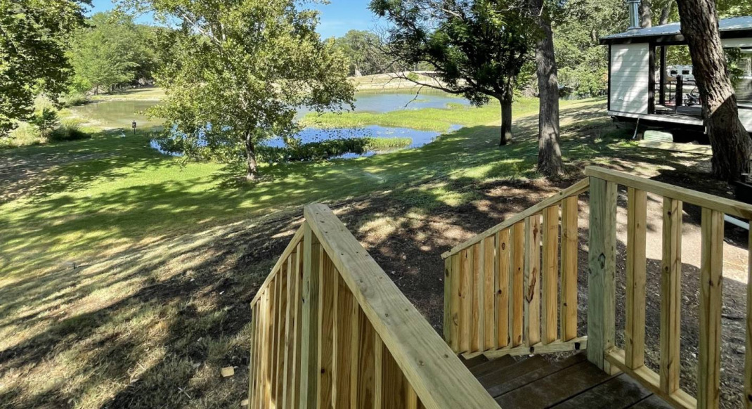 Kerrville - Waterfront Tiny Home w/ Outdoor Fireplace