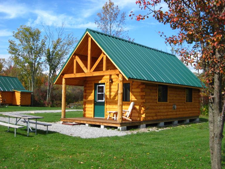 Niagara - Deluxe Cabin Pet-Free