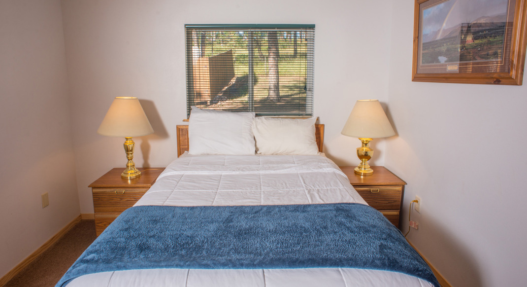 black hills retreat lodge rental