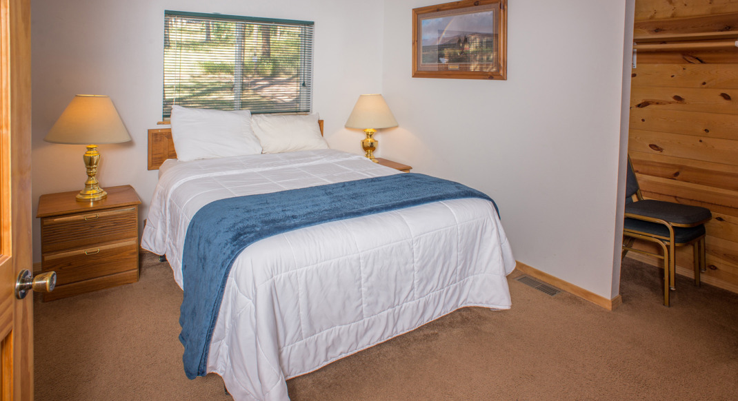 black hills retreat lodge rental