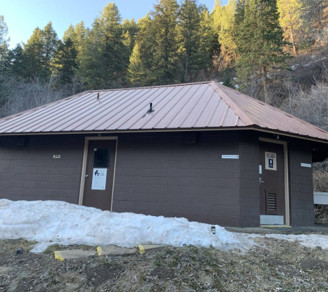 lightner creek - bathhouse