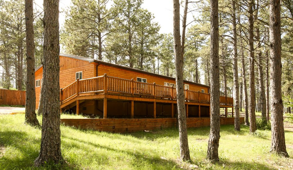 american buffalo - 8/9 person family lodge (g22-g23)