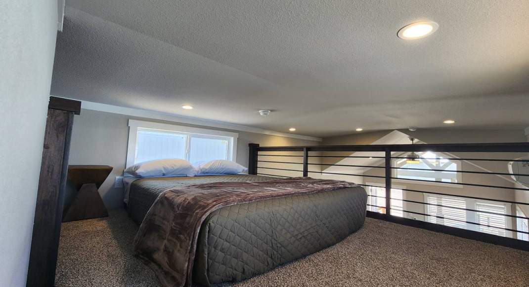htr moab utah deluxe cottage with loft room in the loft
