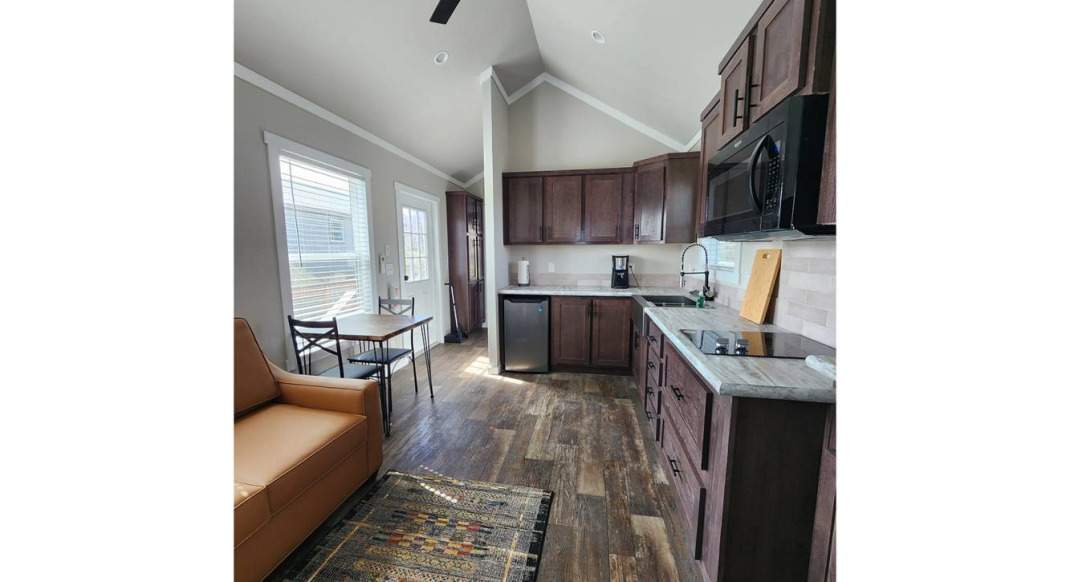 htrr moab utah two bedroom deluxe cottage kitchen