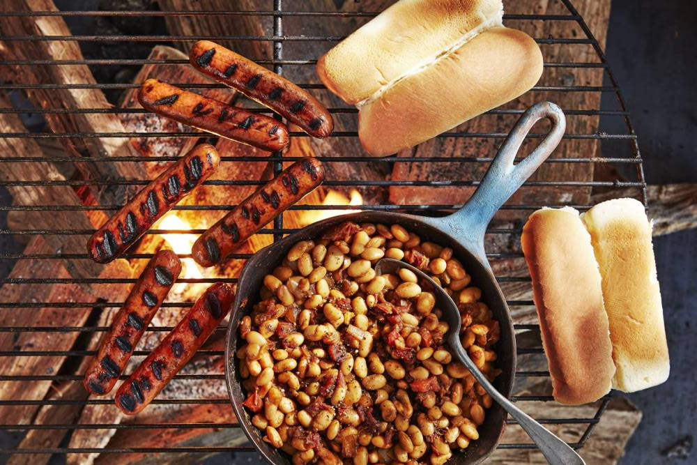 hot-dogs-with-quick-cast-iron-beans