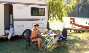 RV Family eating