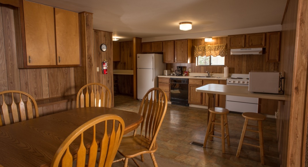 HTR Black Hills 3 Bedroom Family Lodge