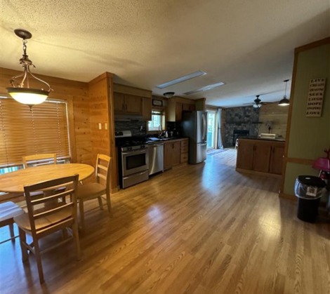 HTR Adirondacks Moose River Lodge