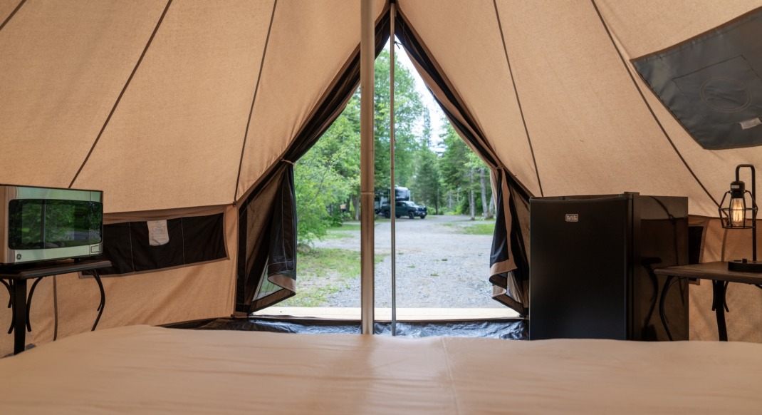 Adirondacks Glamping Tent
