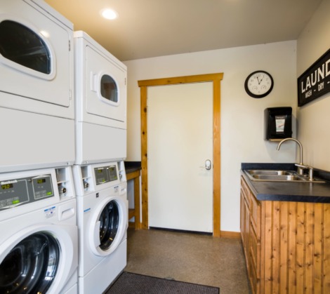 HTR Niagara Laundry Center